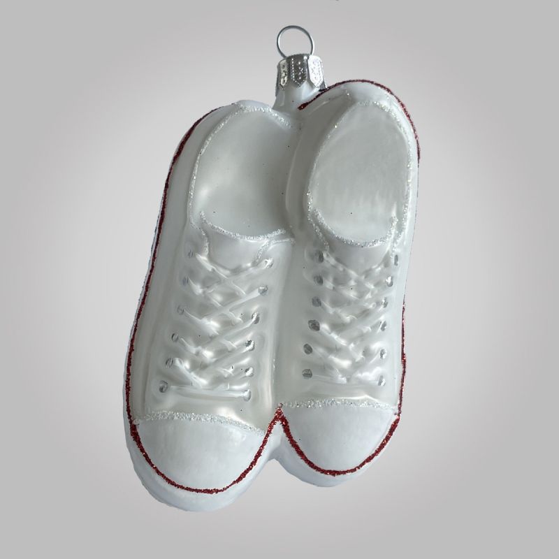 Christbaumfigur, Sneaker mit roten Streifen, 6 x 9 cm